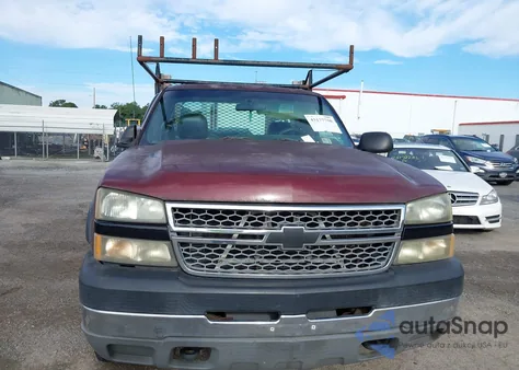 2005 Chevrolet Silverado 2500Hd z USA, uszkodzony, nr VIN 1GCHC24U65E312529